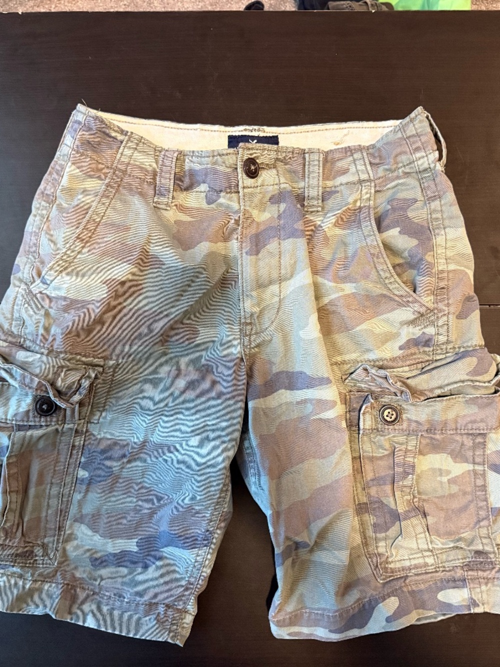 American Eagle Camo Cargo Shorts – Y2K Utility Style (28)